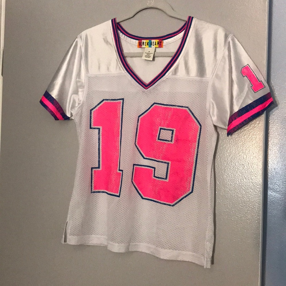 📌SOLD - Like new Derek Heart top